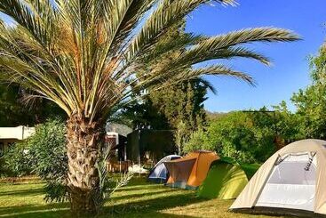 تختخواب و صبحانه Angora Motel & Camping & Restaurant