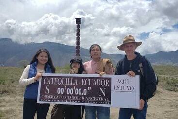 فندق صغير Hostal Davinci Mitad Del Mundo