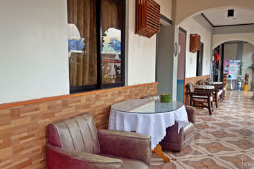 تختخواب و صبحانه Casitas De Az Pension