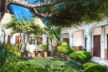 تختخواب و صبحانه Casitas De Az Pension