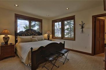 هتل Sundance Grand Overlook By Telluride Resort Lodging
