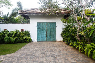 בית מלון כפרי Villa Republic Galle  Entire Villa