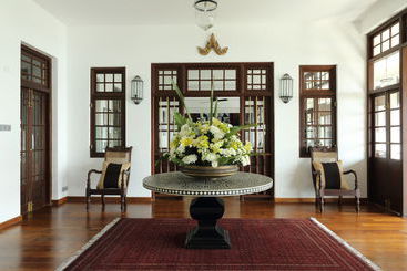 בית מלון כפרי Villa Republic Galle  Entire Villa