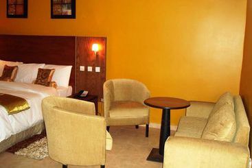 Kayriott Hotel & Suites