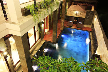 پانسیون The Garga Beach Villas