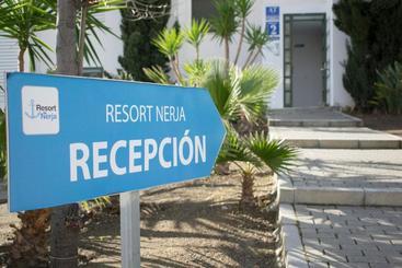 Apartamentos Turisticos Resort De Nerja