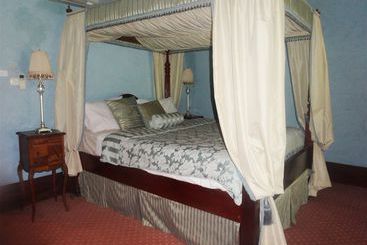 مُتل Casuarina Estate