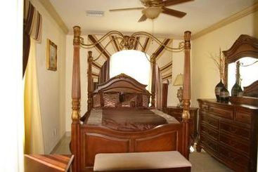 هتل Jubilee Gardens Vacation Home
