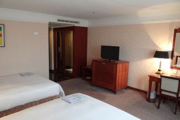 هتل Hometel  Kaohsiung