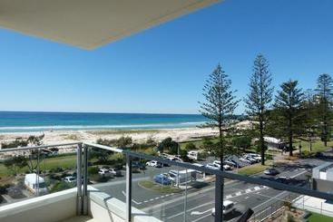 Pure Kirra