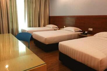 فندق Td Mutiara