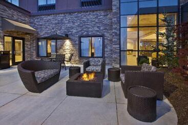 فندق Best Western Plus Gallup Inn & Suites