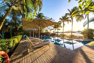 هتل Mon Choisy Beach R