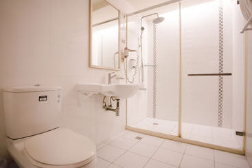 Mou Hotel Luchuan