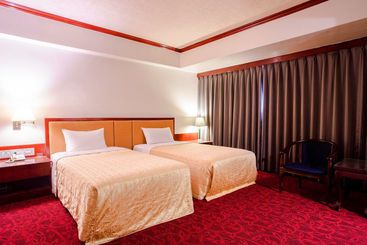 Mou Hotel Luchuan
