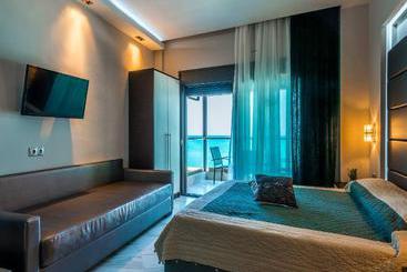 Flegra Beach Boutique