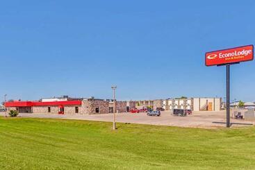 فندق Econo Lodge Inn & Suites Brookings