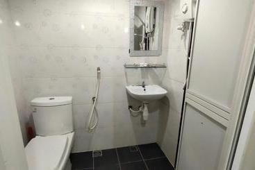 مُتل Huda Inn