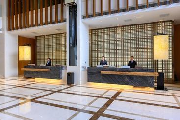 هتل Ramada By Wyndham Zhengzhou East