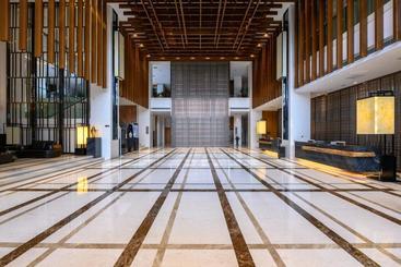 هتل Ramada By Wyndham Zhengzhou East