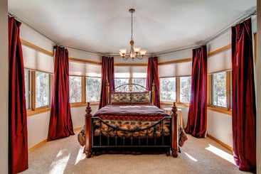 هتل Highlands Ridge Retreat By Pinnacle Lodging
