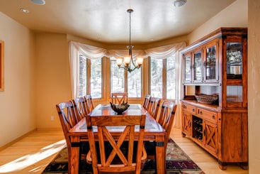 هتل Highlands Ridge Retreat By Pinnacle Lodging