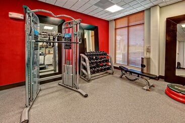 호텔 Hilton Garden Inn Memphis/wolfchase Galleria