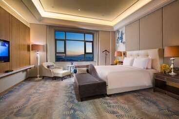 בית מלון כפרי Hilton Urumqi