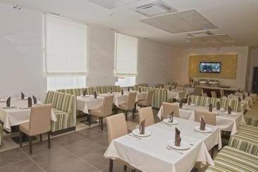 هتل Optima Kherson