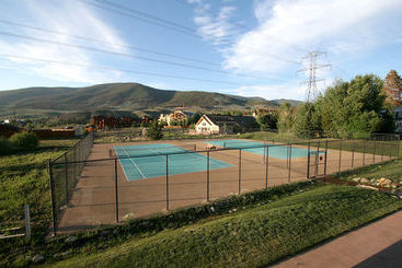 هتل Swan Mountain Resort