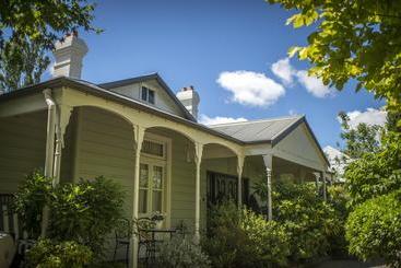 住宿加早餐  The Greens Of Leura