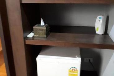 هتل At One Inn Hualamphong