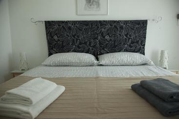 هتل Break And Bed