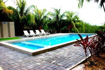펜션 Pemandangan Indah Guest House   Look Out Point