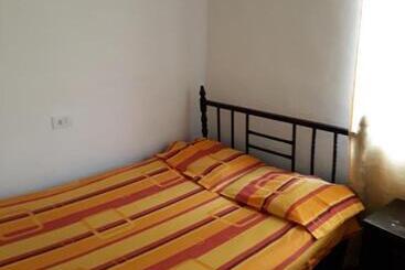 هتل Residencias Escorial