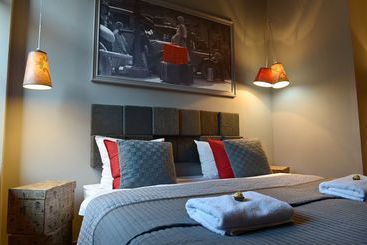 هتل La Gioia Grey Stylish Apartments