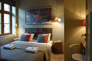 هتل La Gioia Grey Stylish Apartments