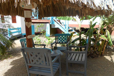 Westhill Bungalows & Diving