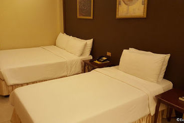 هتل Dumaguete Royal Suite Inn