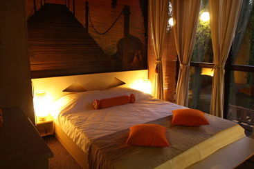 پانسیون Rixo`s Guesthouse