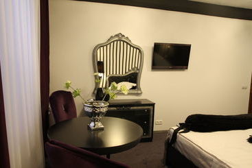 پانسیون Rixo`s Guesthouse