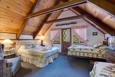 هتل 890 Candlewood Relaxing Tahoe Cabin