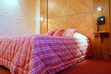 هتل Hôtel Le Riquewihr