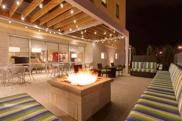 هتل Home2 Suites By Hilton Canton