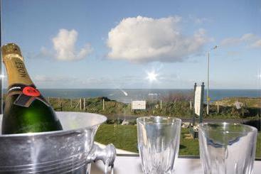 تختخواب و صبحانه Kallacliff - Guest Accommodation