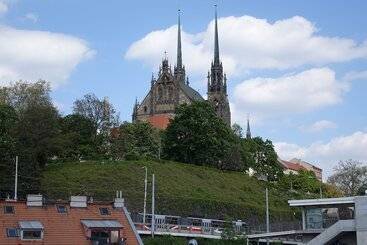 ツーリストアパートメント Eel Accommodation Brno