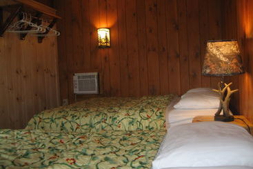 مُتل Golden Sands Resort Lake George