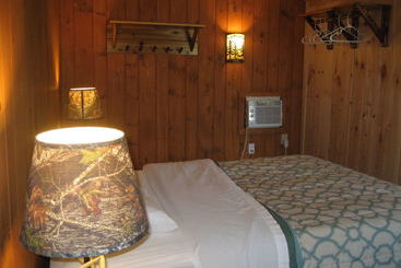 مُتل Golden Sands Resort Lake George