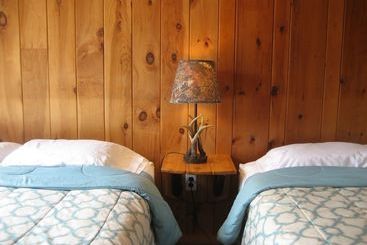 مُتل Golden Sands Resort Lake George