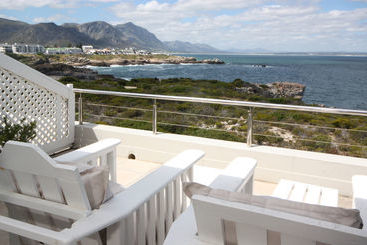 پانسیون Ocean Eleven Guest House